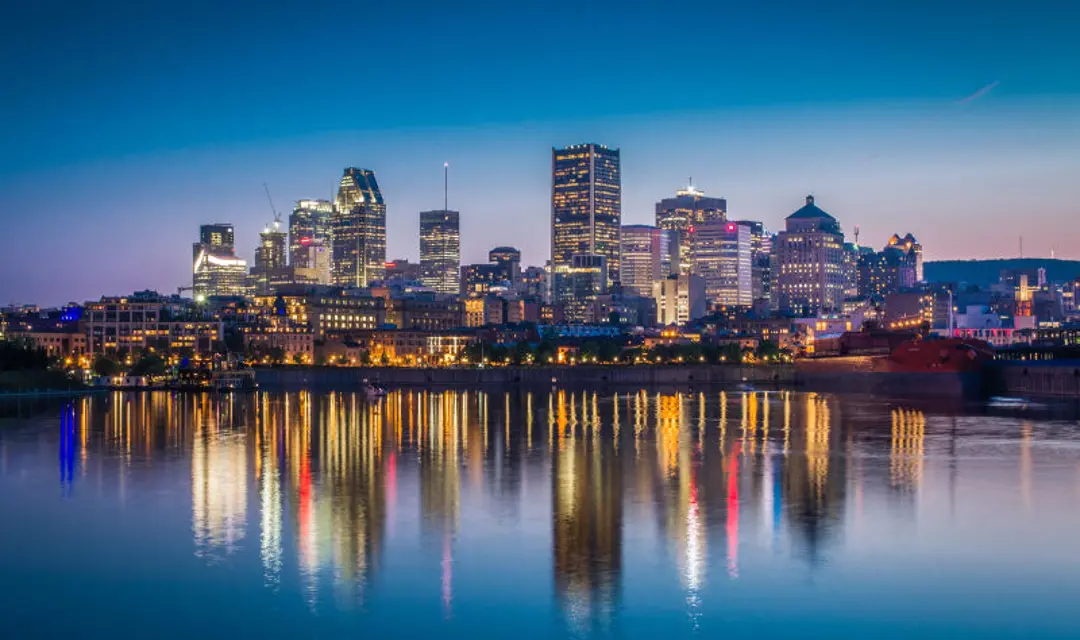 A panoramic view of Montreal at night