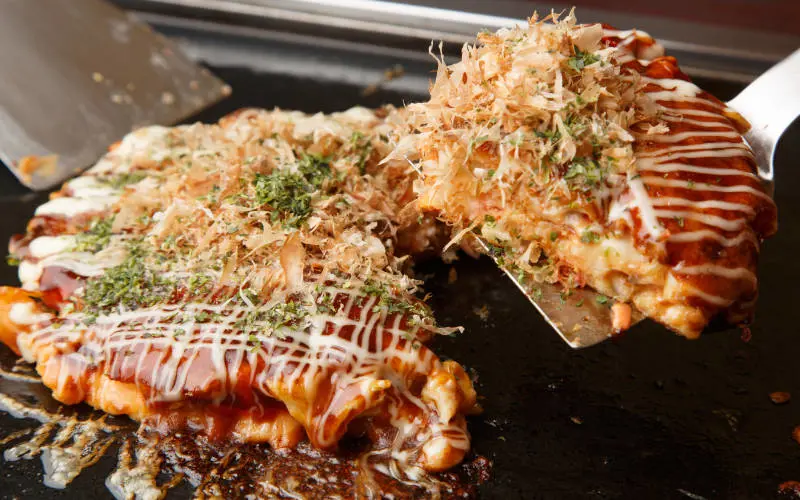 Things to do in Japan - Okonomiyaki