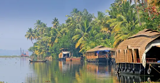 boat tour in kerela 